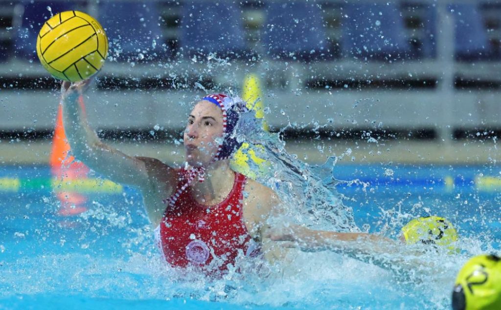 Ισοπέδωσε την ΑΕΚ ο Ολυμπιακός (14-1)