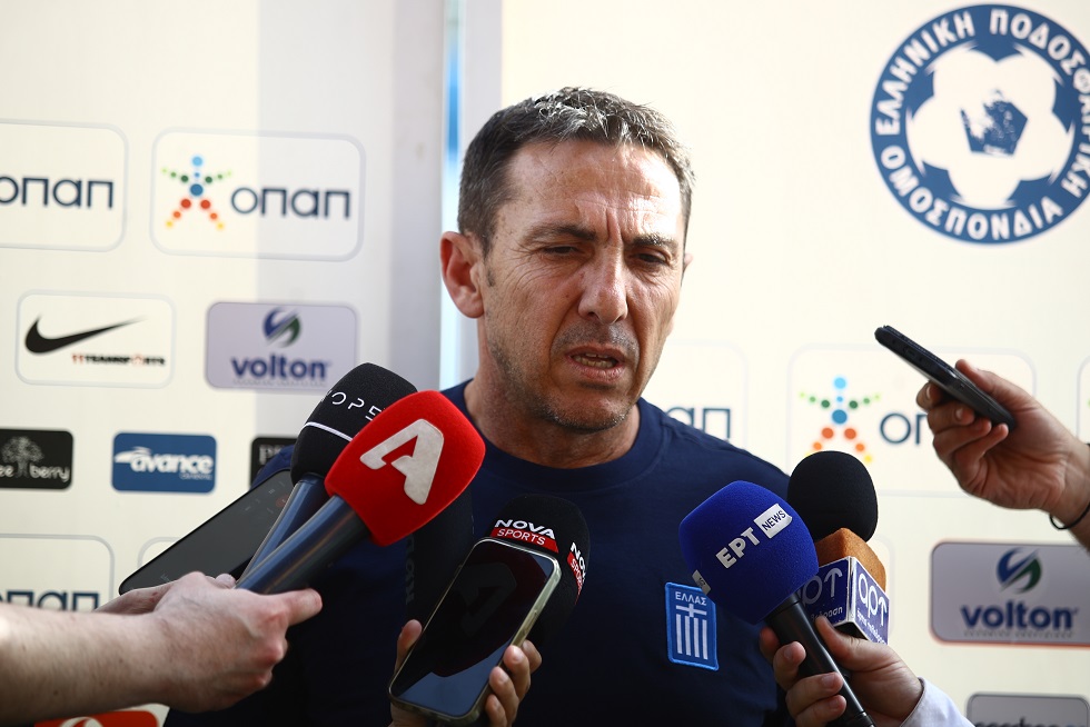 Παπαδόπουλος: «Να δείξουμε πως αξίζαμε να βρισκόμαστε στο Euro»