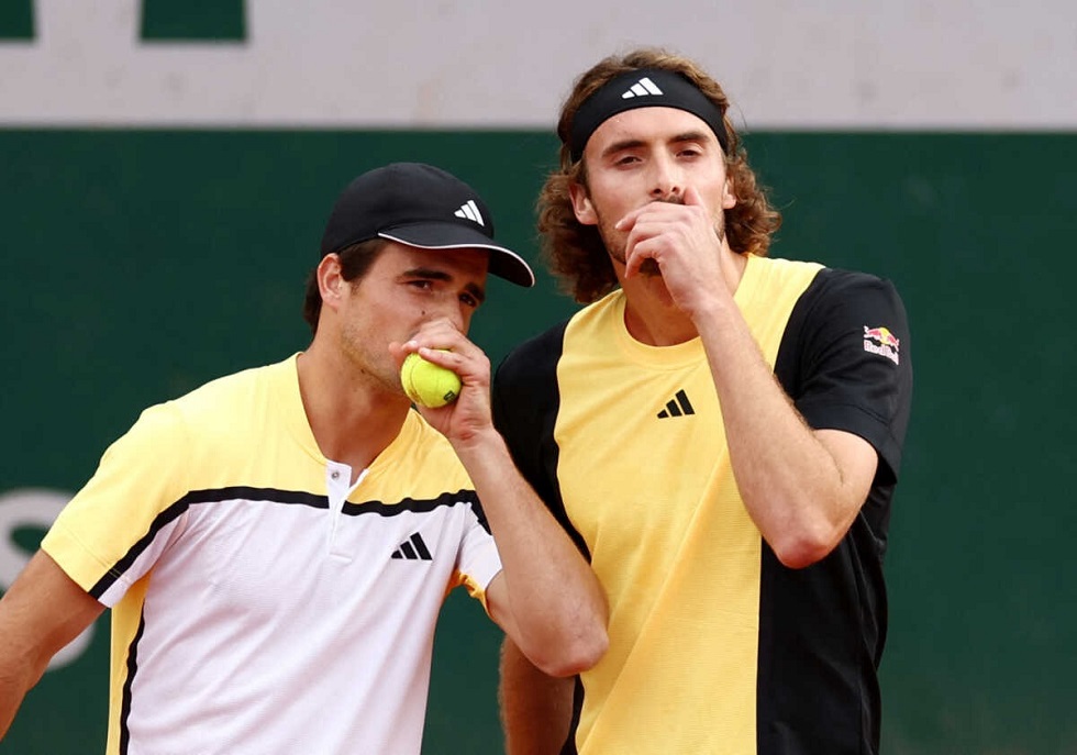Στον τρίτο γύρο του διπλού στο Roland Garros τα αδέρφια Τσιτσιπά (2-1)