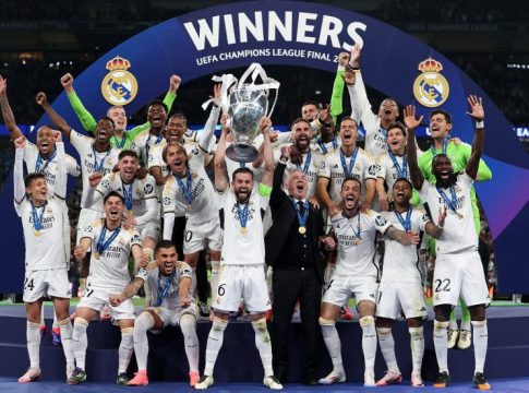 Live Streaming: Οι πανηγυρισμοί της Ρεάλ Μαδρίτης για το 15ο Champions League