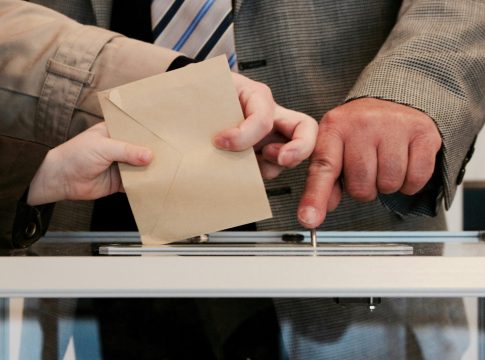 Μάθε πού ψηφίζεις – Όλα όσα πρέπει να ξέρεις για τη διαδικασία των εκλογών