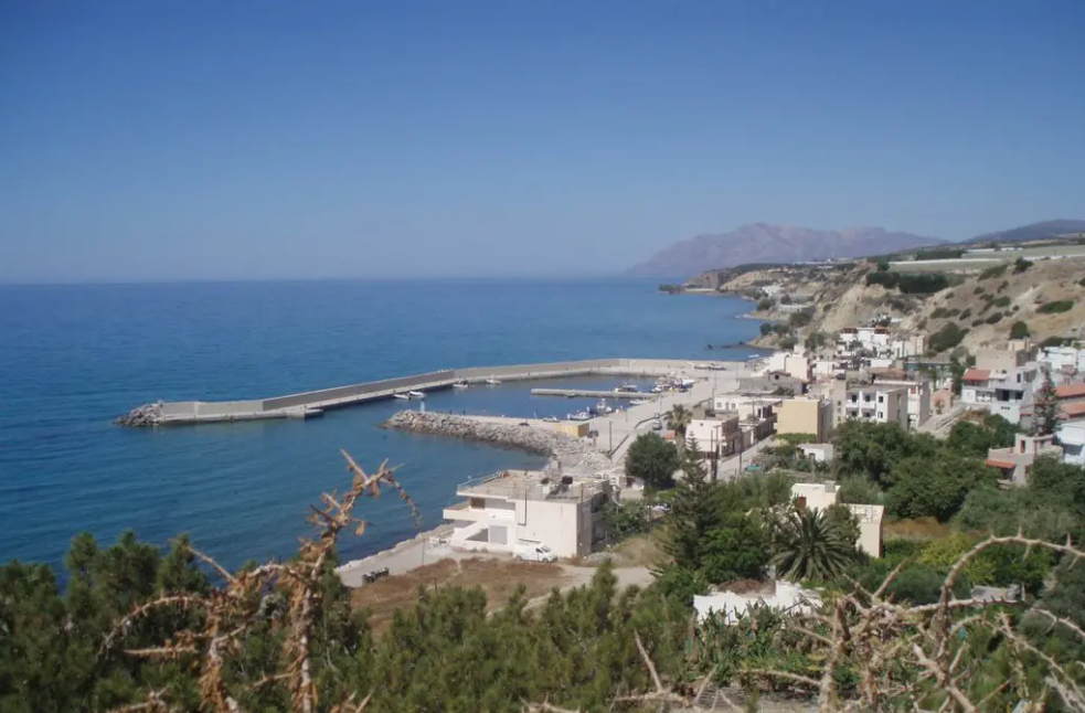 Κρήτη: Εξετάζουν κάμερες ασφαλείας από το σημείο που βρέθηκε νεκρός ο Νικόλας – Τι λέει ο γιατρός που τον είδε πρώτος
