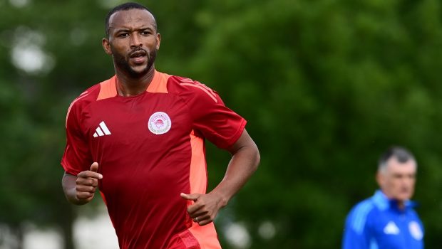 Al Kaabi withdraws from training