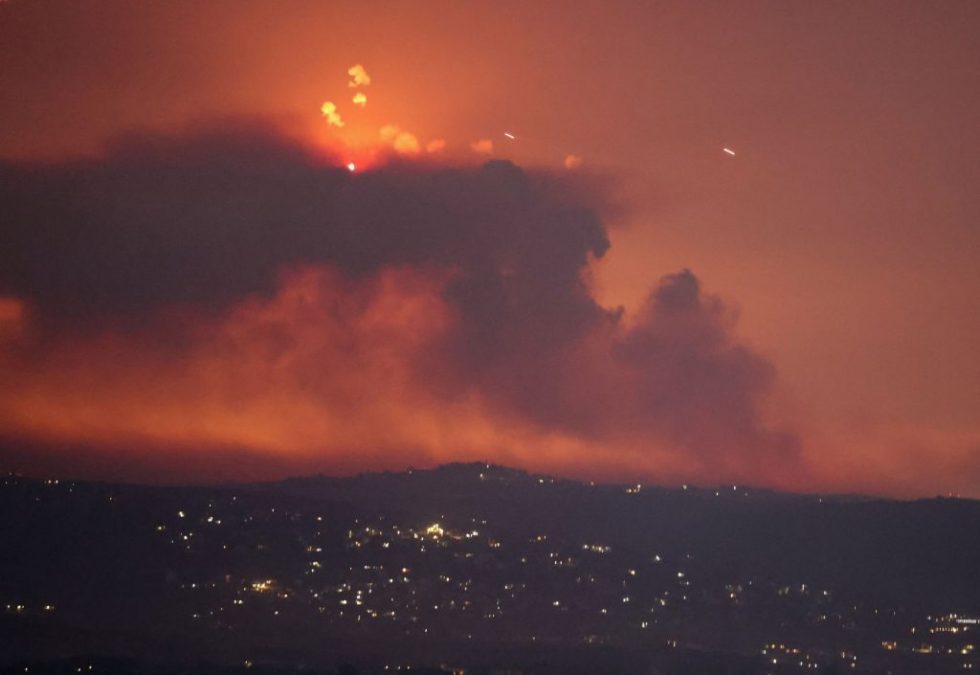 Λίβανος: Προληπτική επίθεση του Ισραήλ – Η Χεζμπολάχ απάντησε με 320 ρουκέτες και drones