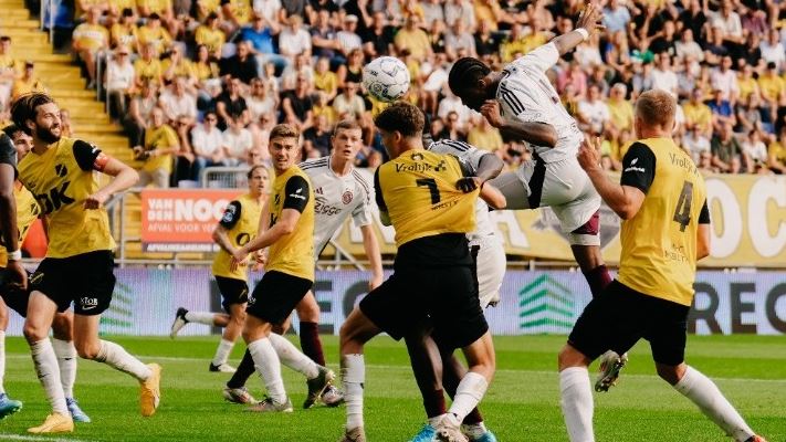 Ήττα μετά τον Παναθηναϊκό για τον Άγιαξ (2-1)