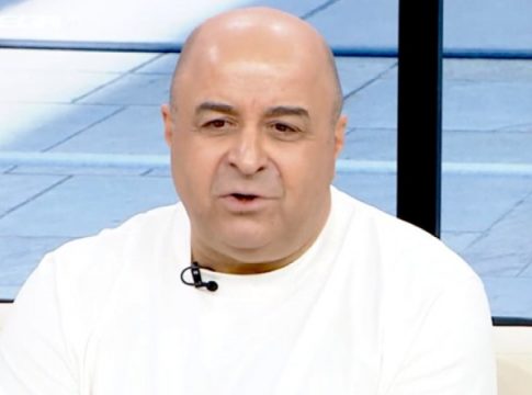 Χαμός στο θέατρο του Μάρκου Σεφερλή: «Μόνο άνδρας και γυναίκα, όχι σαύρες»