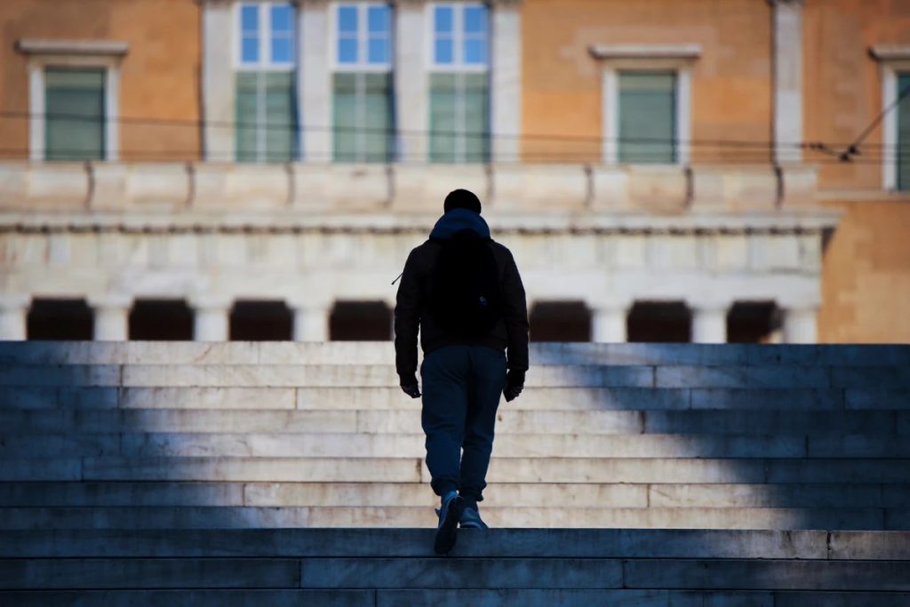 Παγκόσμια Ημέρα Φτώχειας – Παραμένουμε οι φτωχοί συγγενείς της Ευρώπης