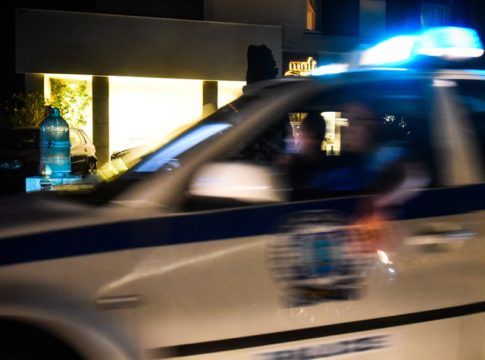 Άγριος καυγάς στο Παγκράτι – 57χρονος δέχθηκε επίθεση με μαχαίρι