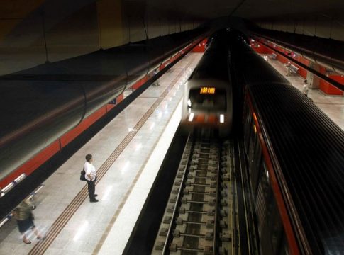 Θα έκαναν «Τέμπη» την «Δουκίσσης Πλακεντίας»: Έστειλαν τρένο μέσα στη γραμμή του… μετρό!