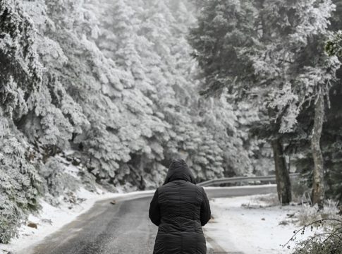 Δεν είστε έτοιμοι για αυτό που έρχεται το ΣΚ: Βροχές, καταιγίδες και χιόνια – Η περιοχή της Ελλάδα που ο υδράργυρος έφτασε -6 βαθμούς