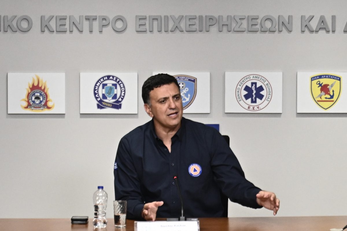 Κικίλιας για εποχικούς πυροσβέστες: Αδιανόητο να εισβάλλουν μειοψηφίες στο υπουργείο Πολιτικής Προστασίας