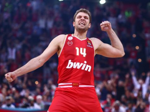 Βεζένκοφ: «Αυτός είναι ο GOAT της Euroleague»