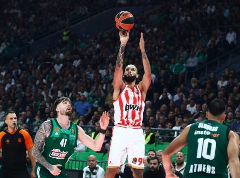 «Ποια είναι η καλύτερη μεταγραφή της Euroleague»: Η «ερυθρόλευκη» απάντηση του Σλούκα, ο «μύθος» Φουρνιέ και ο… Πάντερ (vids)