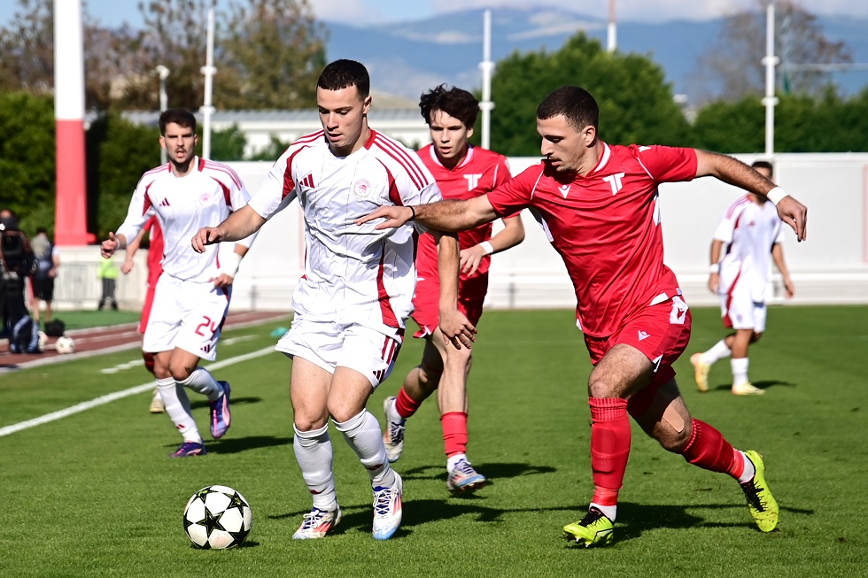 Live: Ολυμπιακός Κ19 – Τρέντσιν Κ19