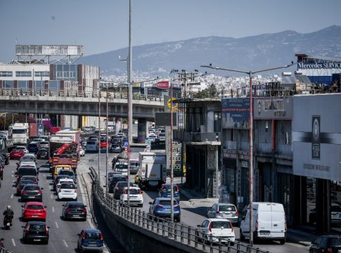 Λεωφόρος Κηφισού: Καραμπόλα τεσσάρων οχημάτων – Πού εντοπίζονται προβλήματα