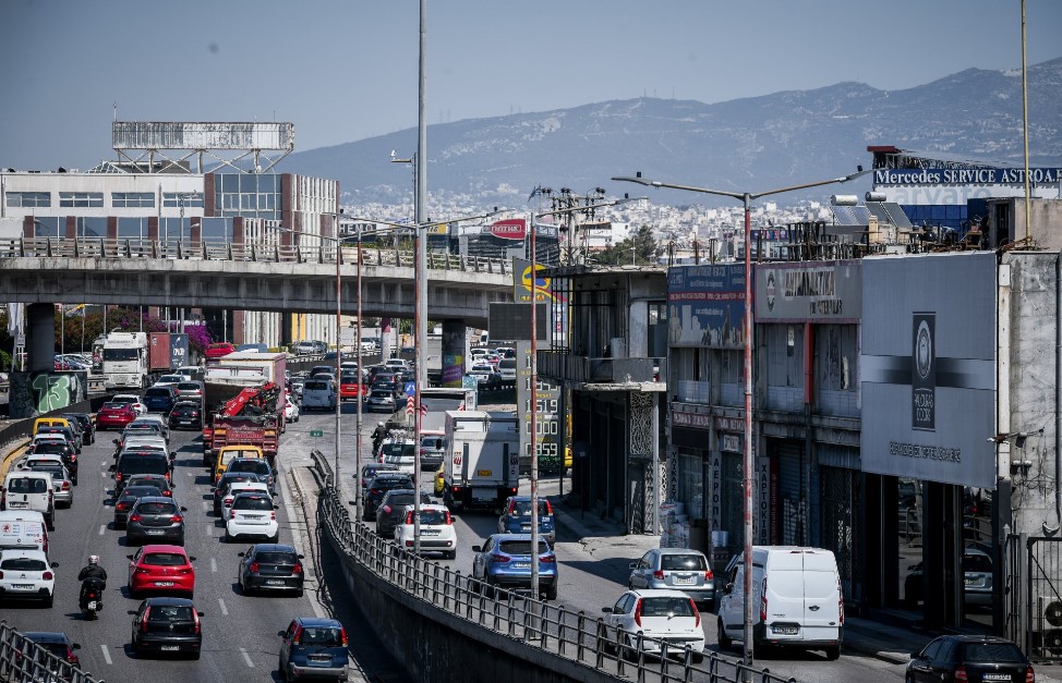 Λεωφόρος Κηφισού: Καραμπόλα τεσσάρων οχημάτων – Πού εντοπίζονται προβλήματα