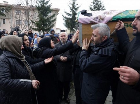 Τουρκία: Πένθος, οδύνη και οργή για τους 79 νεκρούς της φωτιάς στο χιονοδρομικό κέντρο