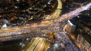 Παραιτήθηκε ο Πρωθυπουργός για τα «Τέμπη» της Σερβίας