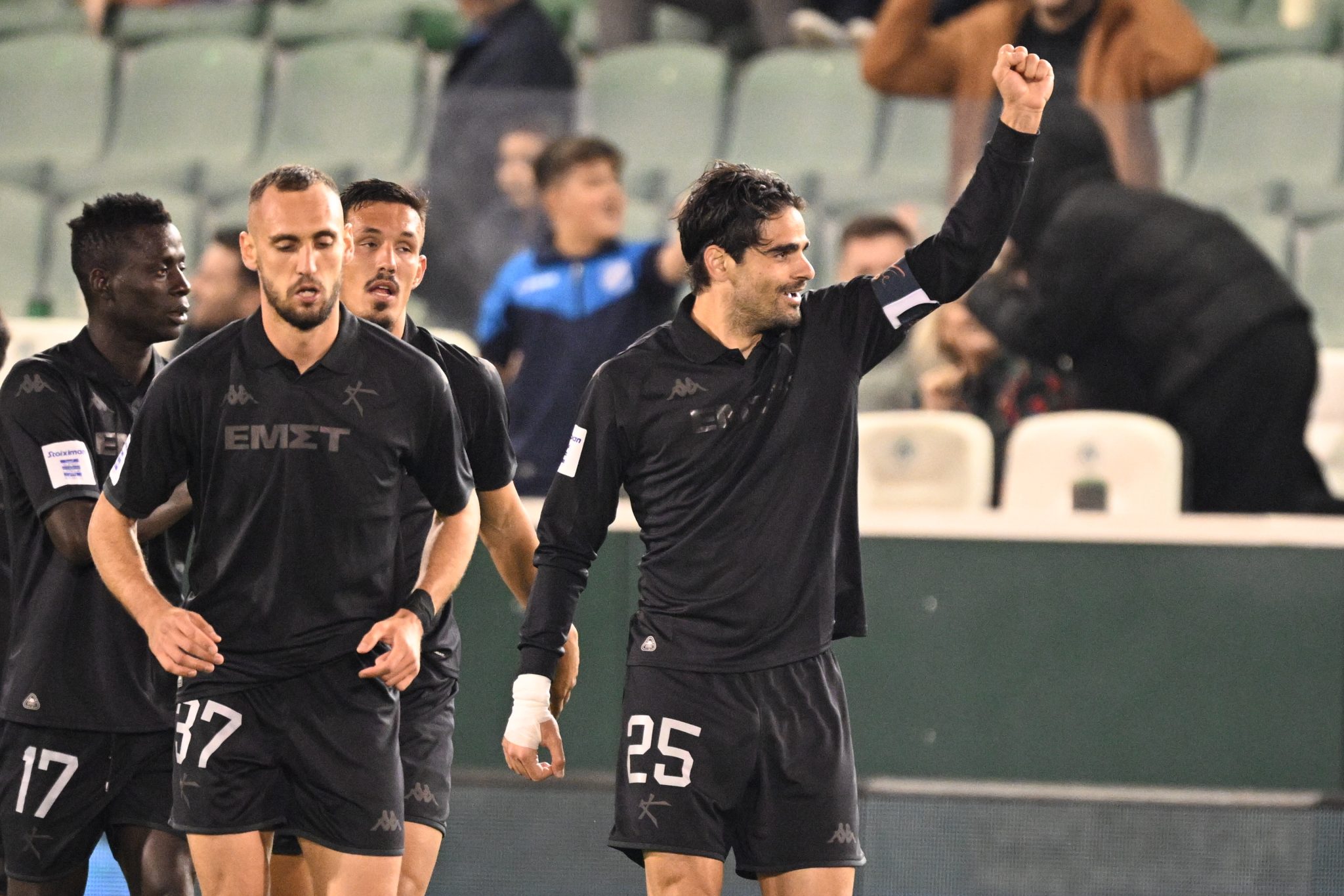 Athens Kallithea – Λαμία 2-1: «Έσπασε» το ρόδι και πρώτη νίκη στο πρωτάθλημα