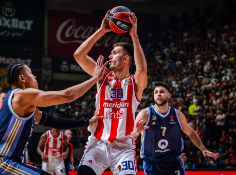 Mr. Clutch: Ο Πετρούσεφ είναι αδιανόητος στην τελευταία περίοδο (pics, vids)