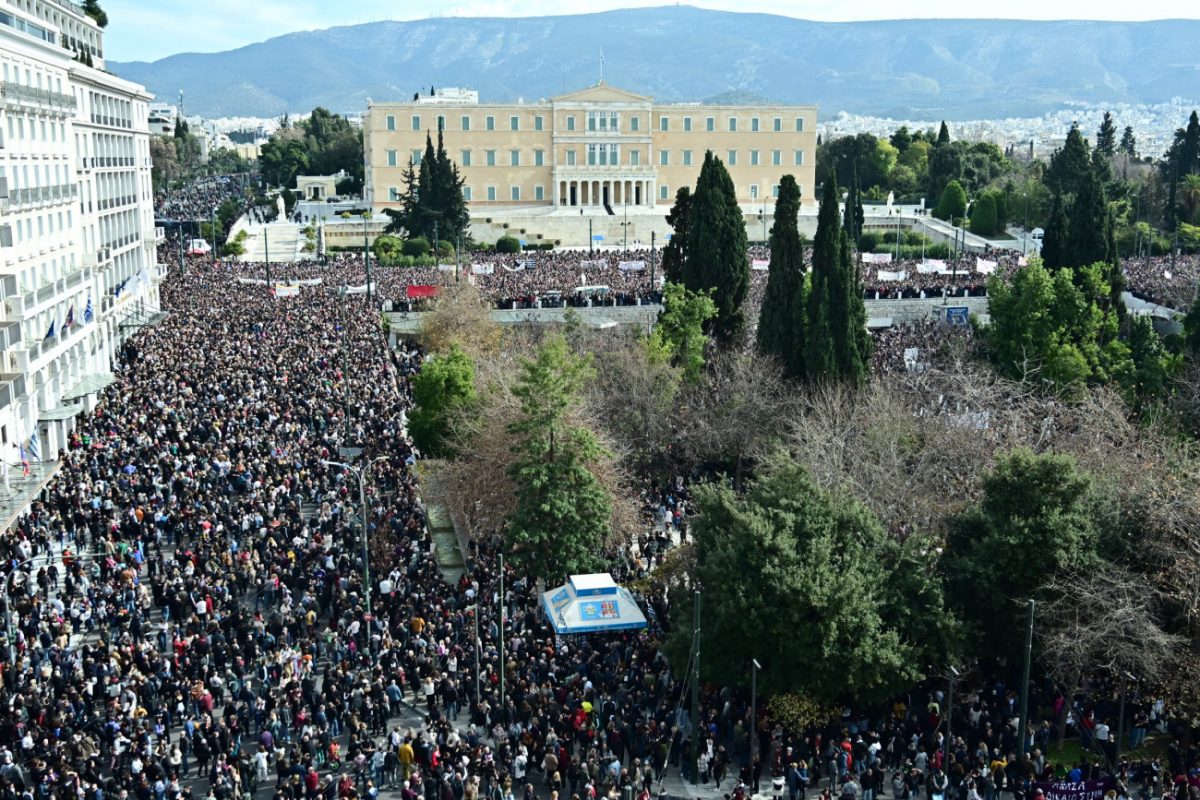 Τέμπη: Τον Συνήγορο του Πολίτη στο Κέντρο Επιχειρήσεων της ΕΛ.ΑΣ την ώρα των διαδηλώσεων ζητεί η Νέα Αριστερά