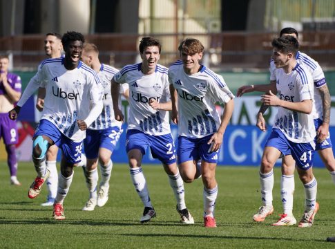 Φιορεντίνα – Κόμο 0-2: Νίκη «οξυγόνο» με συμμετοχή Δουβίκα