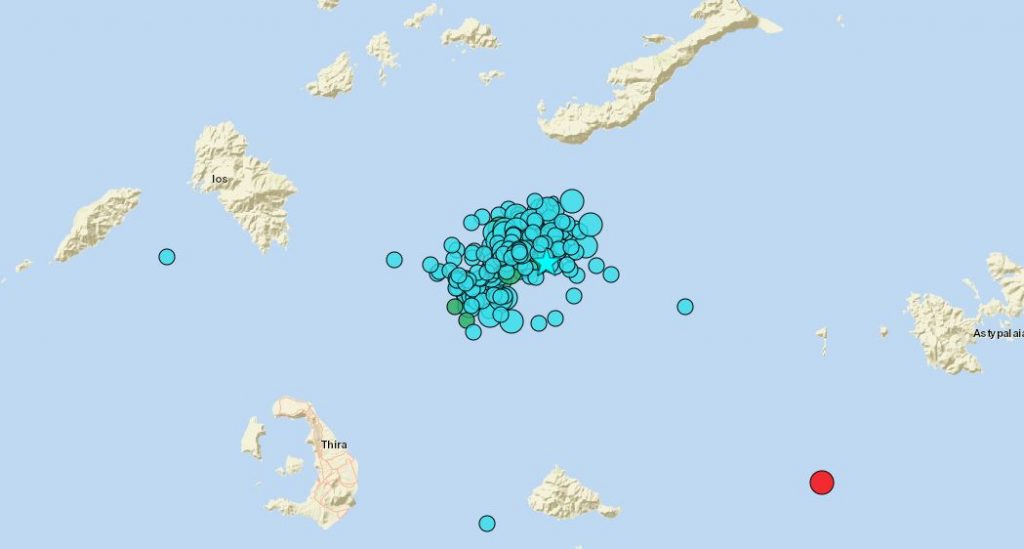 Δεκάδες σεισμοί αναστάτωσαν τα ξημερώματα τις Κυκλάδες – Επτά πάνω από 4 Ρίχτερ