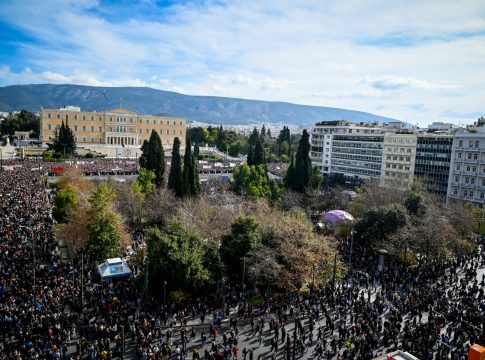 Τέμπη: Πάνδημη η συμμετοχή στα συλλαλητήρια – Ανάσες οξυγόνου σε Ελλάδα και εξωτερικό