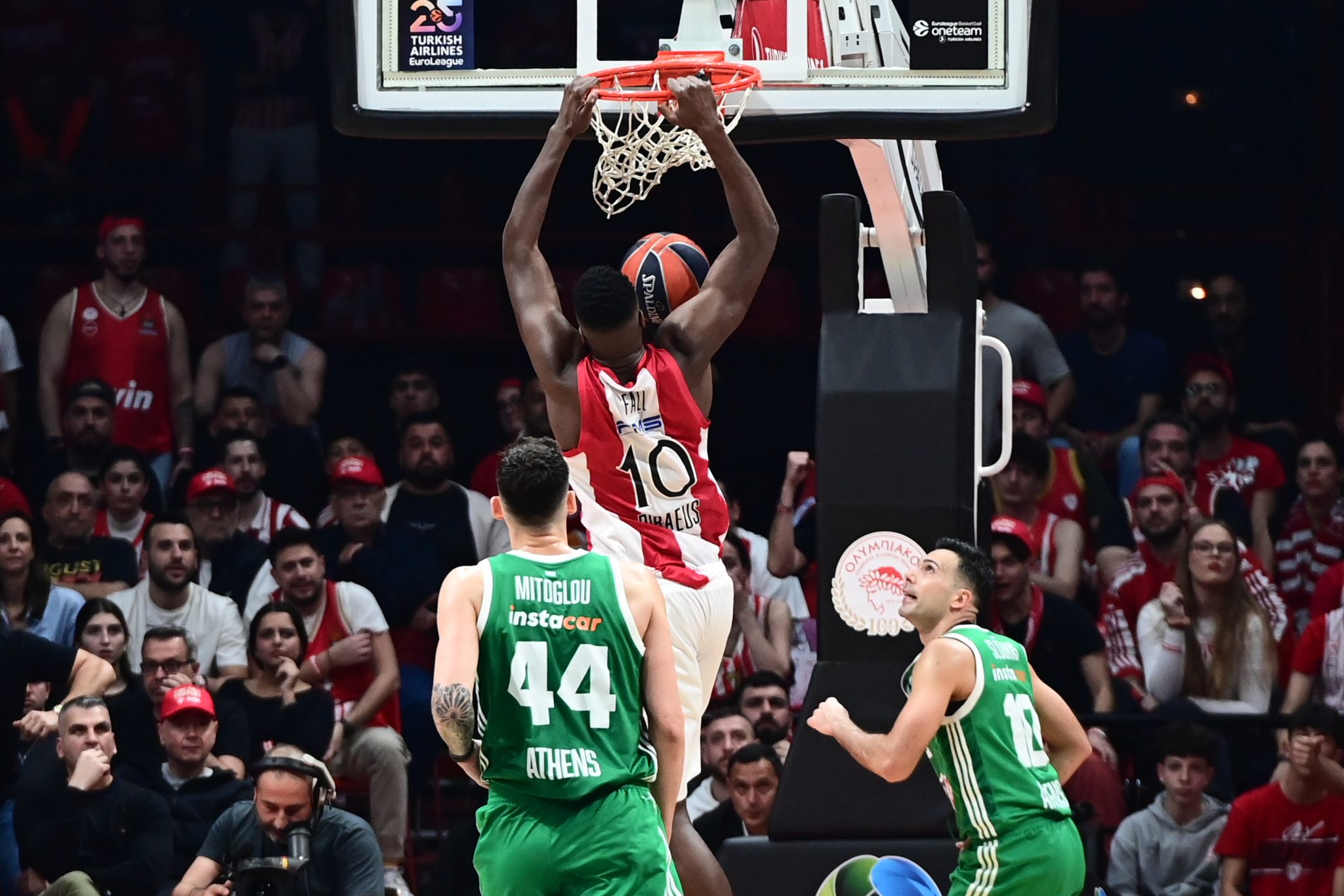 Όγδοη σερί νίκη κόντρα στον Παναθηναϊκό στη Euroleague ο Ολυμπιακός