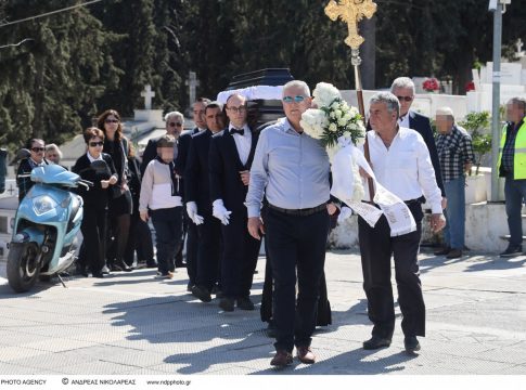 Ράνια Ιωαννίδου: Σε κλίμα συγκίνησης το τελευταίο «αντίο» στην αγαπημένη ηθοποιό