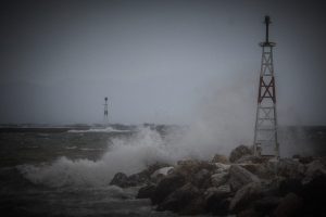 Καιρός: Θυελλώδεις βοριάδες στο Αιγαίο και άνοδος της θερμοκρασίας